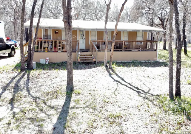 1st image of 221 Oak Hollow Dr, La Vernia, TX 78121 | MLS# 1753416