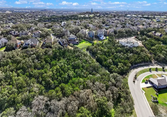 2nd image of 602 Winding Ravine, San Antonio, TX 78258 | MLS# 1754267