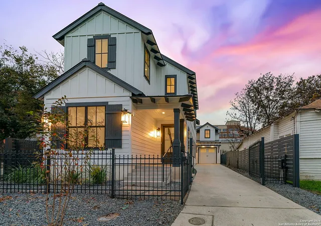 Photo 1 of Single family home for sale at 707 E Huisache Ave, San Antonio, TX 78212 | MLS# 1754837 | Listing updated on 2025-12-29