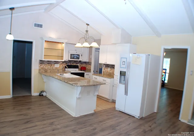 Photo 1 of Single family home for sale at 7018 Forest Park, San Antonio, TX 78240 | MLS# 1756935 | Listing updated on 2025-03-12