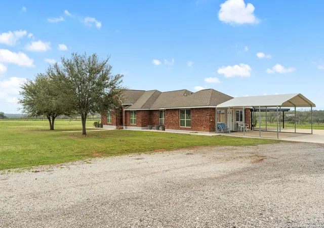 Photo 3 of Sale Pending at 111 Fm 3006, Pleasanton, TX 78064 | MLS# 1757455 | Listing updated on 2025-12-08