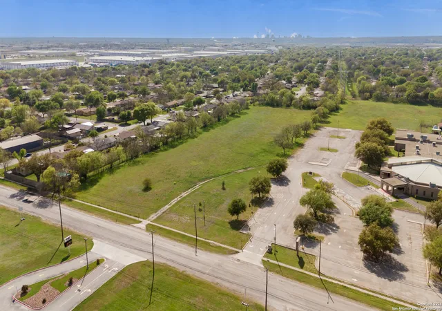 3rd image of 2825 Ackerman Rd, San Antonio, TX 78219 | MLS# 1760109