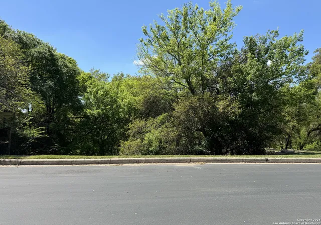 7th image of 56 Eton Green Cir, San Antonio, TX 78257 | MLS# 1762620