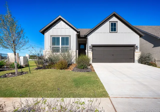 Photo 1 of Single family home for sale at 104 Sentido, Boerne, TX 78006 | MLS# 1763592 | Listing updated on 2026-06-29