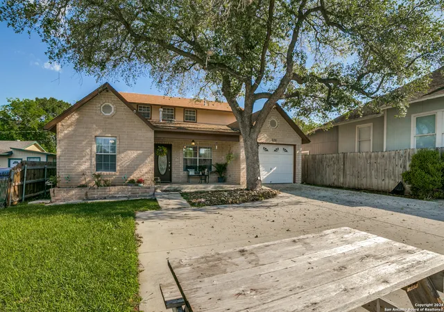 3rd image of 1131 Alametos, San Antonio, TX 78201 | MLS# 1765066