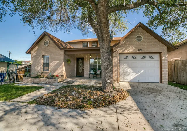 4th image of 1131 Alametos, San Antonio, TX 78201 | MLS# 1765066
