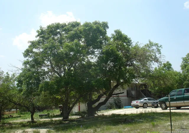 Photo 2 of Single family home for sale at 335 Polly Peak, Bandera, TX 78003 | MLS# 1765426 | Listing updated on 2024-11-19