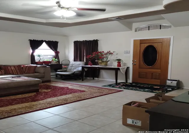 Photo 4 of Single family home for sale at 10418 Alsfeld Ranch, Helotes, TX 78023 | MLS# 1765548 | Listing updated on 2025-11-22