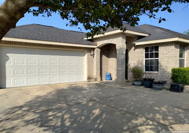 Photo 1 of Single family home for sale at 10418 Alsfeld Ranch, Helotes, TX 78023 | MLS# 1765548 | Listing updated on 2025-11-22