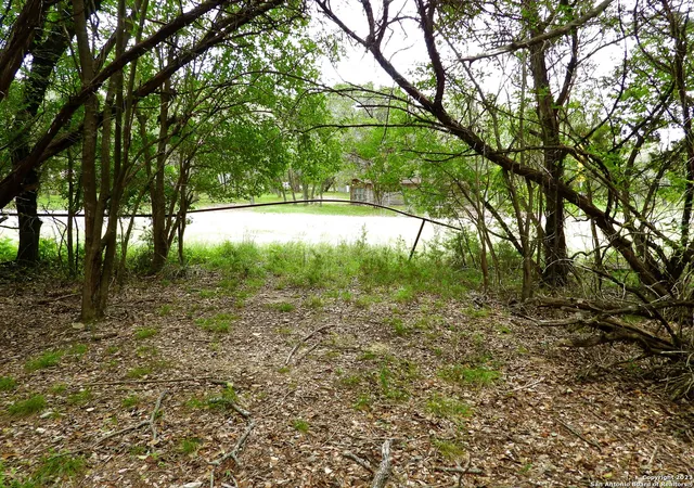 4th image of Tbd Park Road 37, Lakehills, TX 78063 | MLS# 1768614