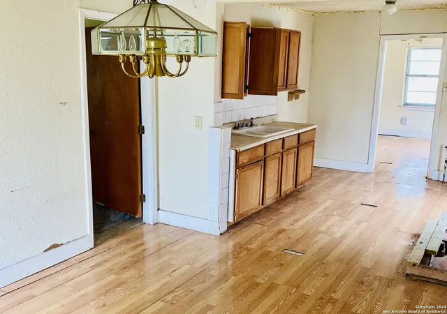 Photo 2 of Single family home for sale at 1326 Nw 23rd St, San Antonio, TX 78207 | MLS# 1771101 | Listing updated on 2026-01-17
