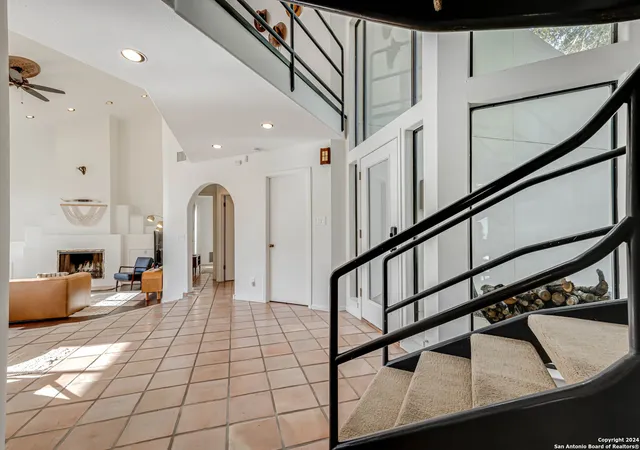 Photo 3 of Single family home for sale at 1078 Hillside View, Buda, TX 78610 | MLS# 1771597 | Listing updated on 2026-05-09