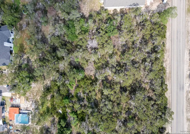 Photo 3 of Sale Pending at 6136 Tanglewood Trl, Spring Branch, TX 78070 | MLS# 1772251 | Listing updated on 2026-09-08