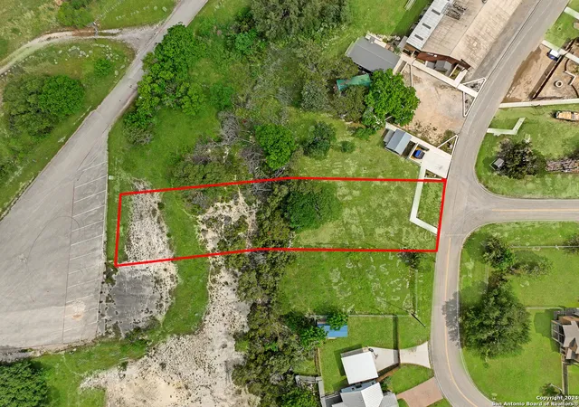 Photo 2 of Land for sale at 944 Ledgerock Dr, Canyon Lake, TX 78133 | MLS# 1773579 | Listing updated on 2025-05-03