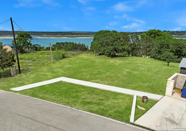 Photo 4 of Land for sale at 944 Ledgerock Dr, Canyon Lake, TX 78133 | MLS# 1773579 | Listing updated on 2025-05-03