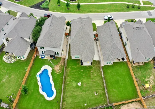 Photo 4 of Sale Pending at 1530 Esser Xing, New Braunfels, TX 78132 | MLS# 1773894 | Listing updated on 2025-09-09