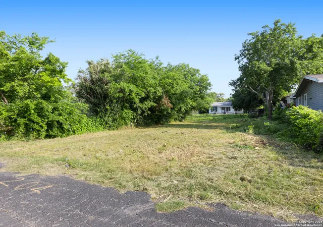 Photo 2 of Land for sale at 204 Orphan, San Antonio, TX 78202 | MLS# 1774279 | Listing updated on 2026-08-11