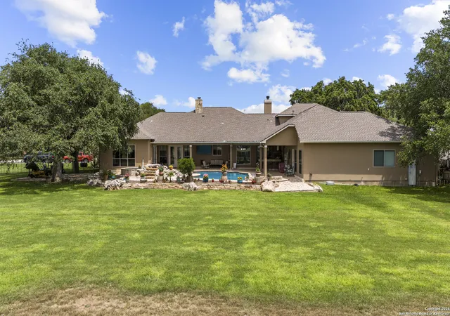 4th image of 143 County Road 4325, Hondo, TX 78861 | MLS# 1775466