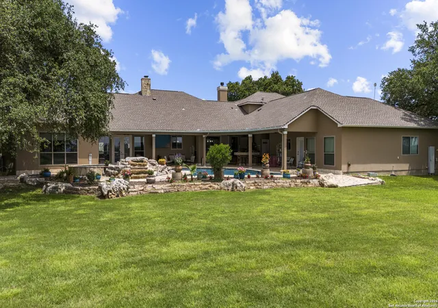 5th image of 143 County Road 4325, Hondo, TX 78861 | MLS# 1775466
