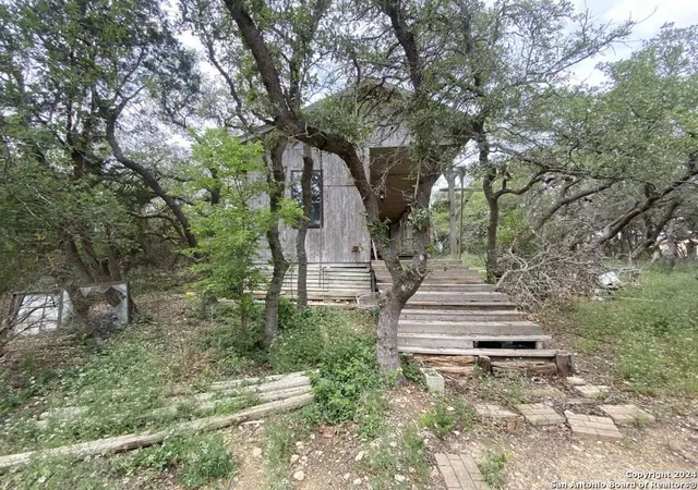 Photo 1 of Single family home for sale at 299 N Loop Dr, Blanco, TX 78606 | MLS# 1777637 | Listing updated on 2025-07-06