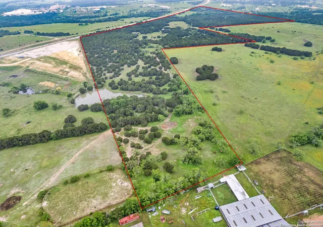 Photo 1 of Land for sale at 8600 S Hwy 281, Lampasas, TX 76550 | MLS# 1778074 | Listing updated on 2024-06-04