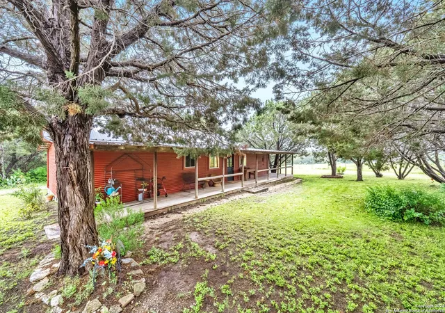 Photo 1 of House for sale at 8600 S Hwy 281, Lampasas, TX 76550 | MLS# 1778074 | Listing updated on 2024-06-04