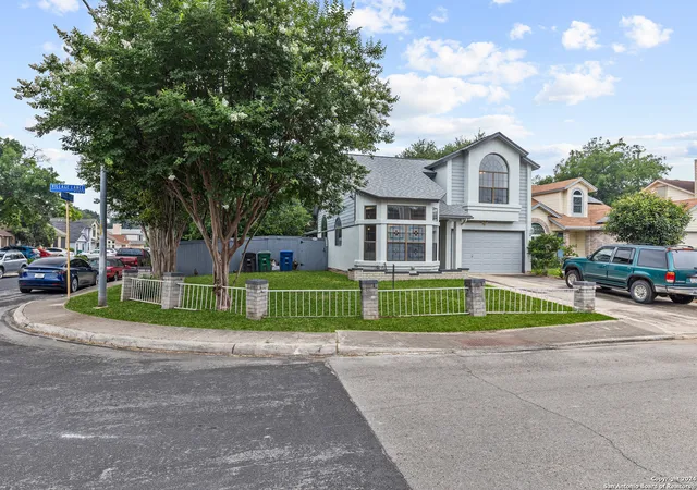 Photo 2 of Single family home for sale at 9302 Village Lance, San Antonio, TX 78250 | MLS# 1778736 | Listing updated on 2025-11-21
