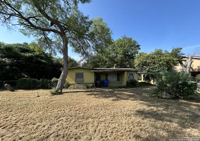 2nd image of 4114 Mcinnis Rd, San Antonio, TX 78222 | MLS# 1778879