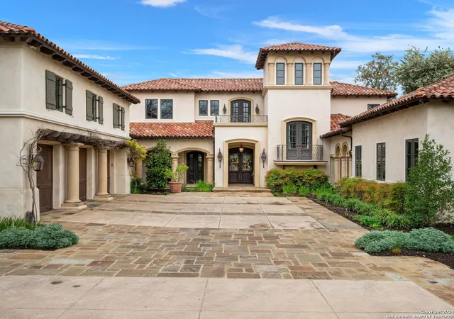 Photo 1 of Mansion for sale at 209 Terrell Rd, San Antonio, TX 78209 | MLS# 1780980 | Listing updated on 2025-08-30
