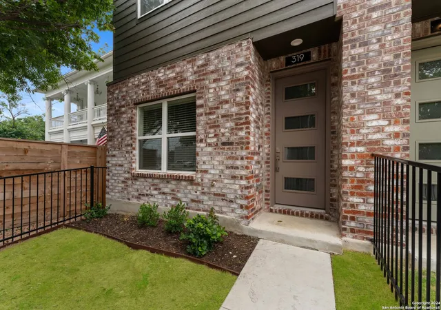 Photo 1 of Condo for sale at 319 Howard St #3, San Antonio, TX 78212 | MLS# 1781788 | Listing updated on 2026-03-03