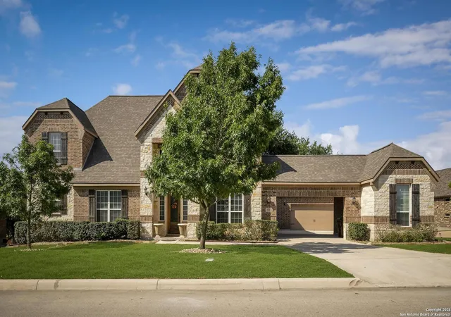 Photo 4 of Sale Pending at 573 Barden Pkwy, Castroville, TX 78009 | MLS# 1782610 | Listing updated on 2025-09-22