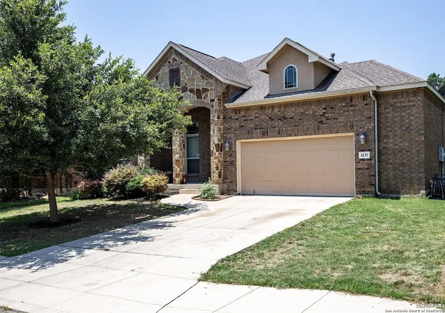 Photo 2 of Single family home for sale at 8139 Mystic Chase, Boerne, TX 78015 | MLS# 1782972 | Listing updated on 2026-01-13