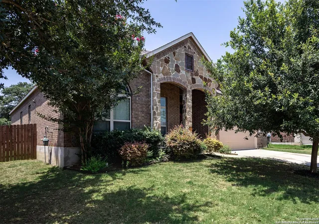 Photo 3 of Single family home for sale at 8139 Mystic Chase, Boerne, TX 78015 | MLS# 1782972 | Listing updated on 2026-01-13