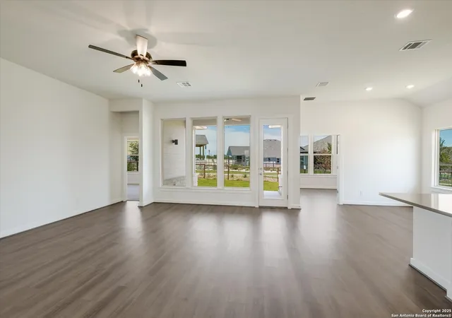 Photo 3 of Sale Pending at 12113 Vine Blossom, Schertz, TX 78154 | MLS# 1783002 | Listing updated on 2025-10-20