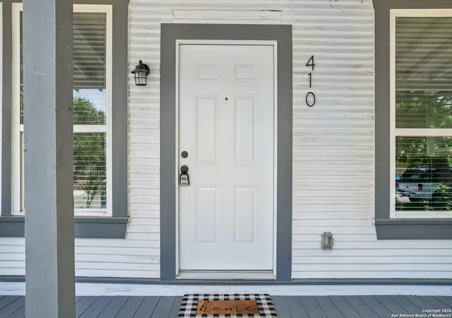 Photo 3 of Single family home for sale at 410 Mckay Ave, San Antonio, TX 78204 | MLS# 1783947 | Listing updated on 2025-08-18