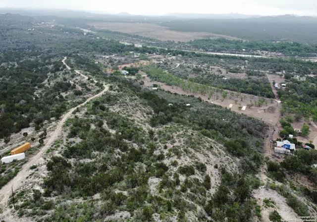 Photo 4 of Sale Pending at 228 Private Rd 2431, Uvalde, TX 78801 | MLS# 1784827 | Listing updated on 2025-10-15