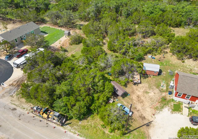Homes for sale in Canyon Lake, TX | 1050 Deer Run Pass, Canyon Lake, TX 78133 | MLS# 1785072