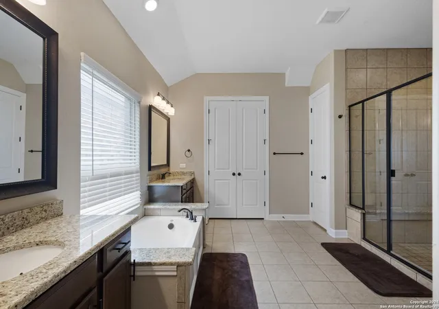 Photo 3 of Single family home for sale at 313 Canon Hl Dr, Spring Branch, TX 78070 | MLS# 1787011 | Listing updated on 2025-03-04