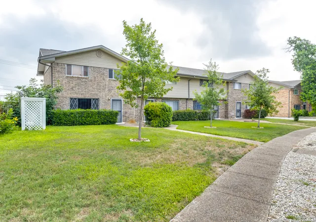 Photo 1 of Condo for sale at 115 E Silver Sands Dr #115, San Antonio, TX 78216 | MLS# 1790818 | Listing updated on 2025-08-13