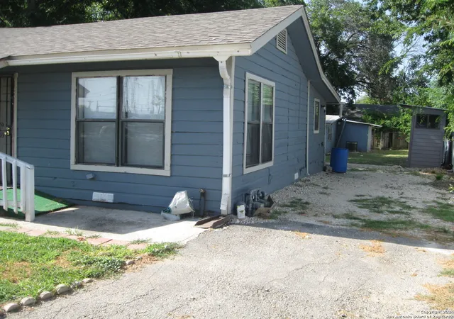 Photo 3 of Single family home for sale at 1430 Vickers Ave, San Antonio, TX 78211 | MLS# 1791670 | Listing updated on 2026-03-24