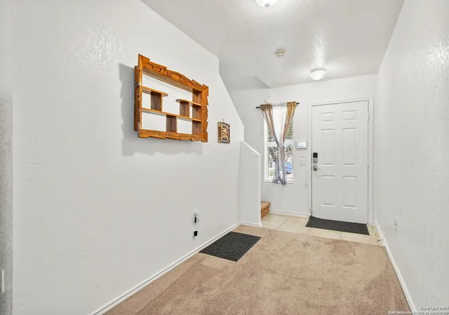 Photo 4 of Single family home for sale at 7419 Monets Garden, San Antonio, TX 78218 | MLS# 1791888 | Listing updated on 2025-09-29