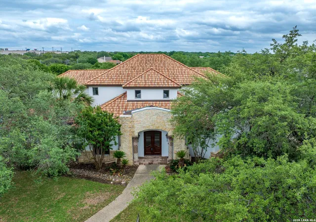 Photo 1 of Single family home for sale at 22 Royal Gardens Dr, San Antonio, TX 78248 | MLS# 1792372 | Listing updated on 2026-06-14