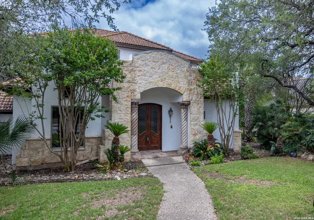 Photo 3 of Single family home for sale at 22 Royal Gardens Dr, San Antonio, TX 78248 | MLS# 1792372 | Listing updated on 2026-06-14