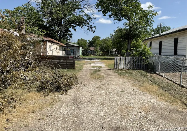 Photo 2 of Land for sale at 3023 Chihuahua St, San Antonio, TX 78207 | MLS# 1792955 | Listing updated on 2026-08-16