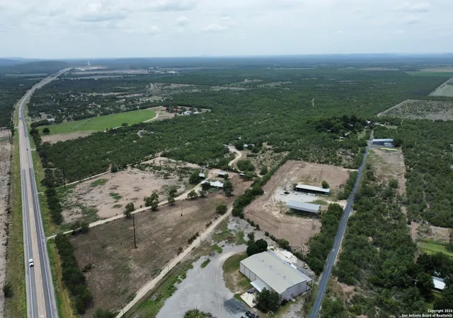 5th image of 3668 W Us Hwy 90, Uvalde, TX 78801 | MLS# 1793838