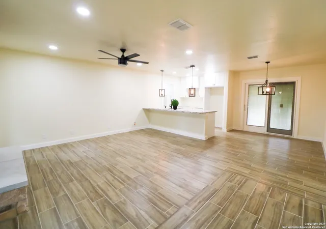 3rd image of 7339 Canterfield Rd, San Antonio, TX 78240 | MLS# 1794154
