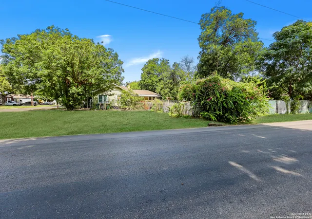 Photo 3 of Land for sale at 201 Drake Ave, San Antonio, TX 78204 | MLS# 1795046 | Listing updated on 2025-07-08