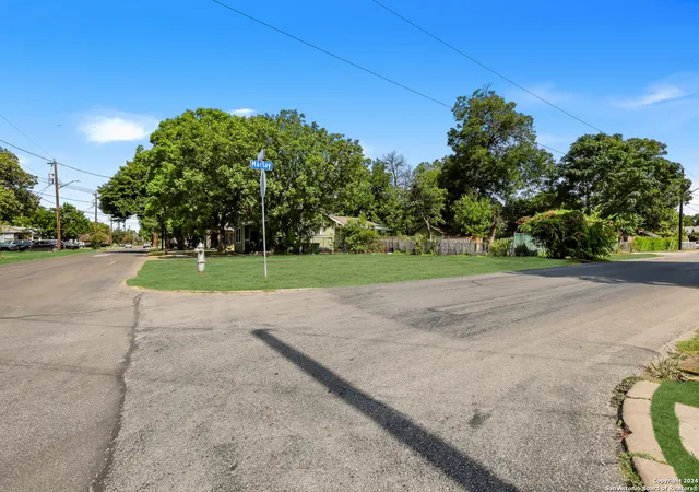 Photo 3 of Land for sale at 201 Drake Ave, San Antonio, TX 78204 | MLS# 1795046 | Listing updated on 2025-07-08