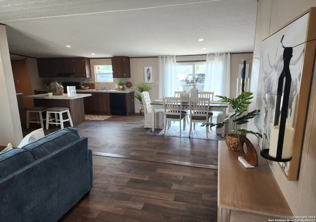 Photo 4 of Manufactured home for sale at 1214 Deer Run Pass, Canyon Lake, TX 78133 | MLS# 1795461 | Listing updated on 2025-09-14