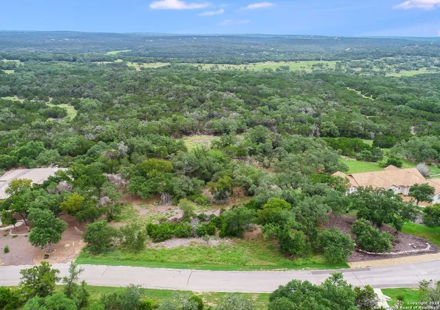 Photo 3 of Sale Pending at 27530 Sunset Loop, San Antonio, TX 78266 | MLS# 1795929 | Listing updated on 2026-01-14